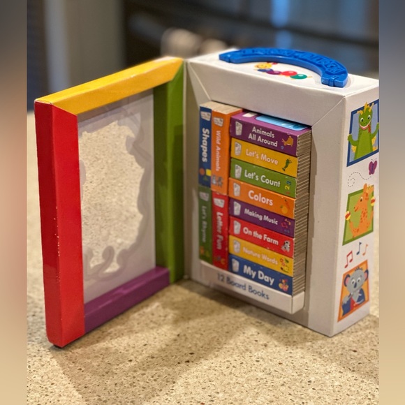 Baby Einstein 12 Board Books by PI LTD. Children's Features colors,music,animals - Picture 15 of 15
